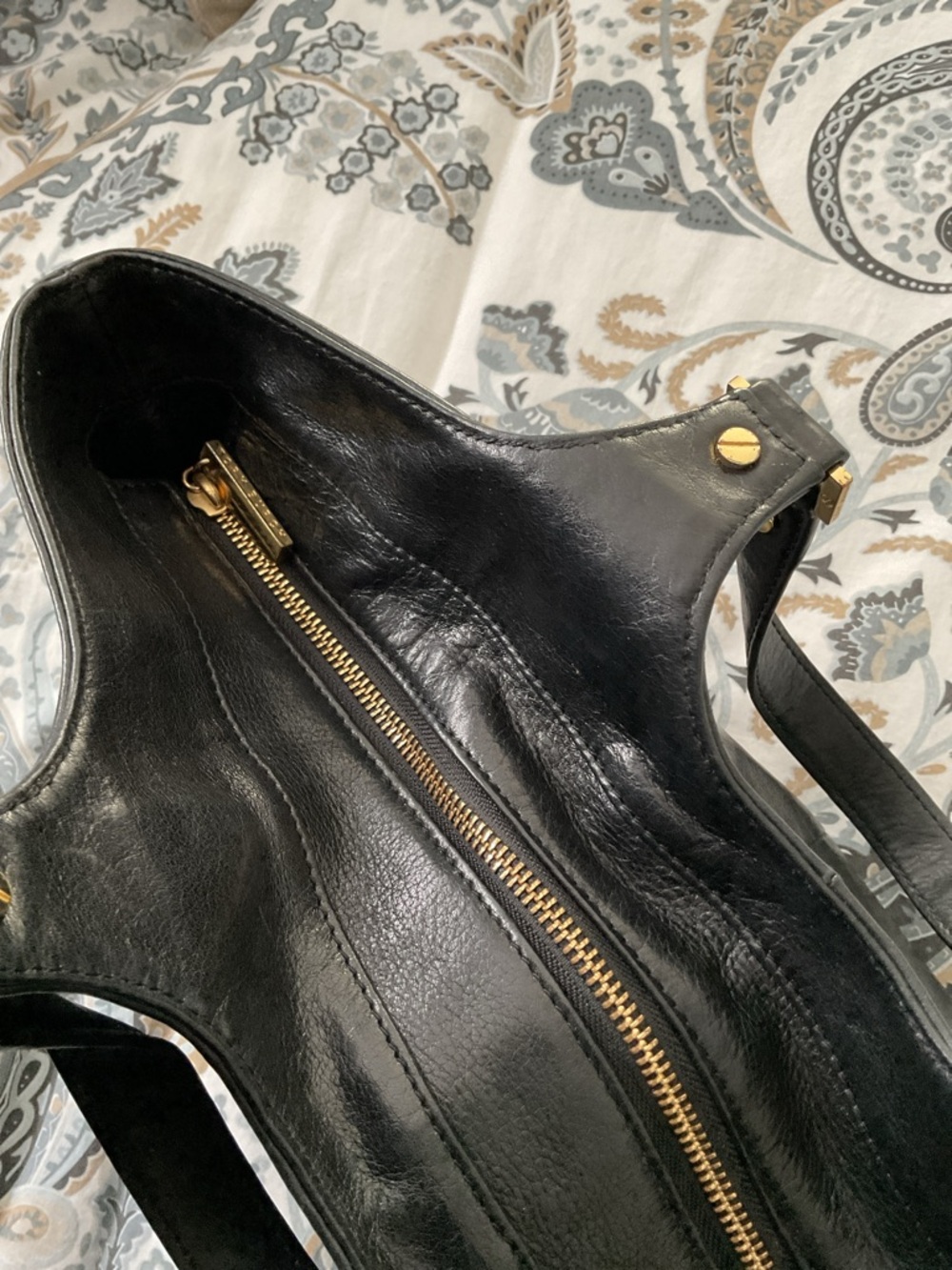 Tory Burch Black Leather tote-Make an offer!!! - Picture 5 of 5